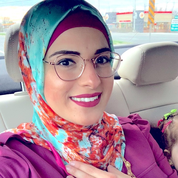 Meet your Posher, Layla - Picture 1 of 1